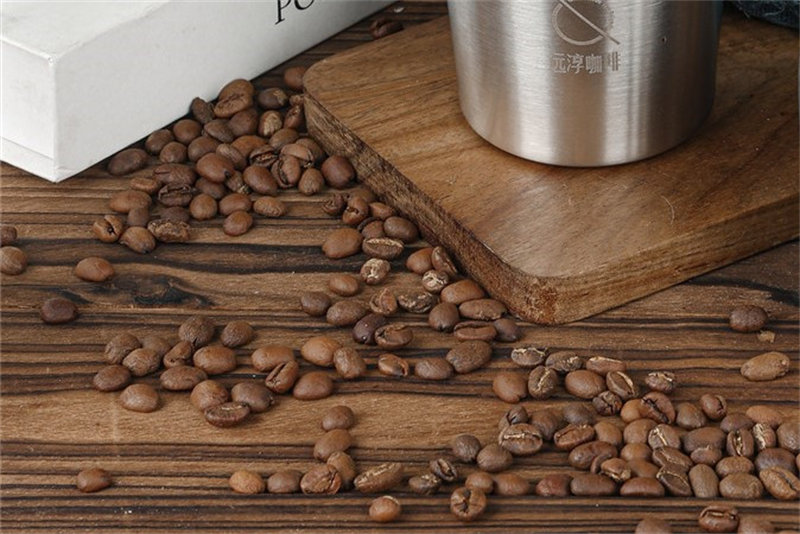 远淳咖啡今天烘焙一款巴西、曼特宁、哥伦比亚的拼配咖啡豆